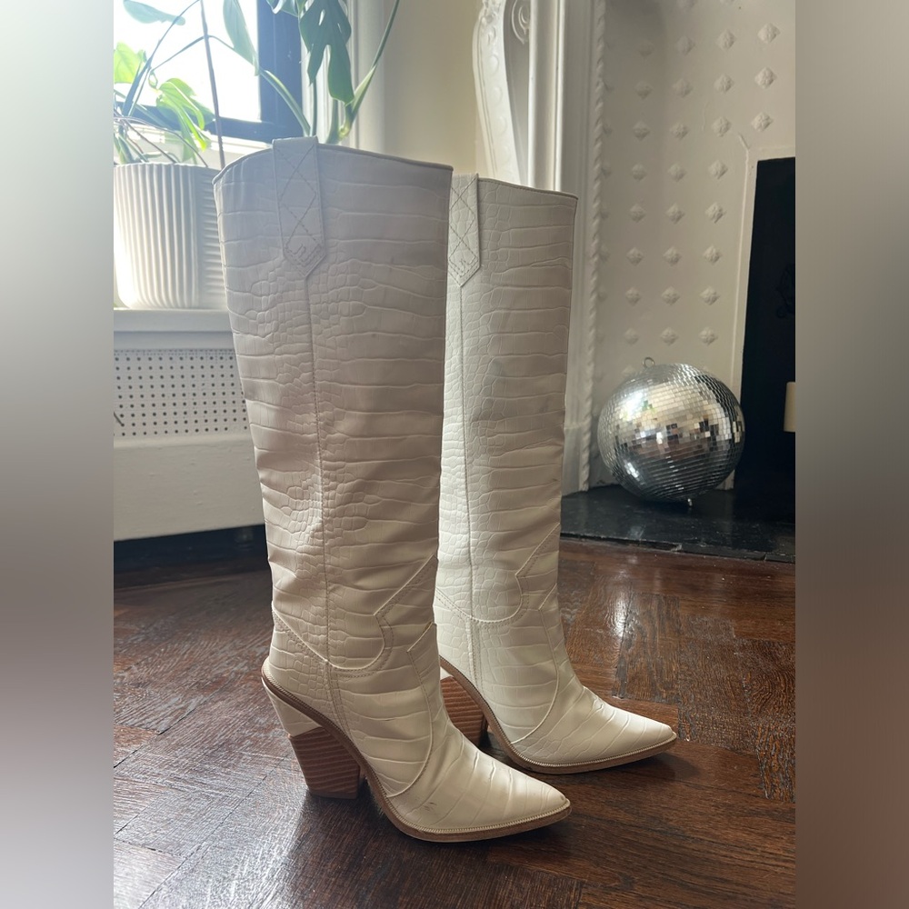 Fendi White “Alligator” Cowboy Boots